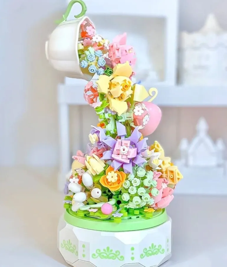 Teacup Cascade Building Block Set