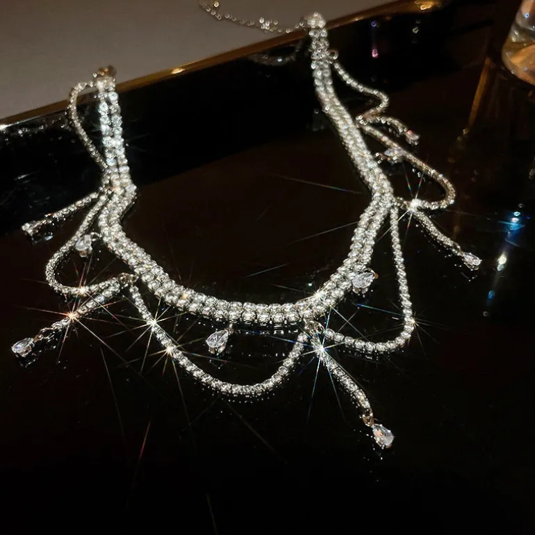 Teardrop Layered Pearl Choker