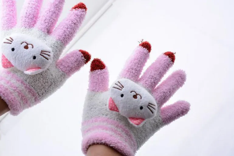 Touch Screen Kawaii Mittens
