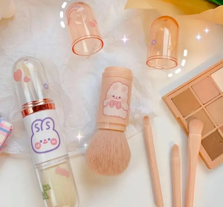 Travel Makeup Brush Set (4 in 1)