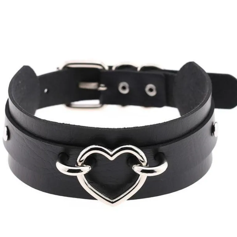Vegan Heart Collar