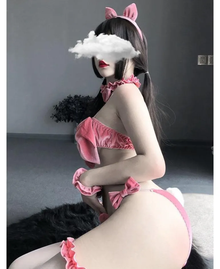 Velvet Present Holiday Set