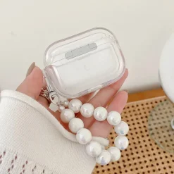 White Heart AirPods Case and Chain